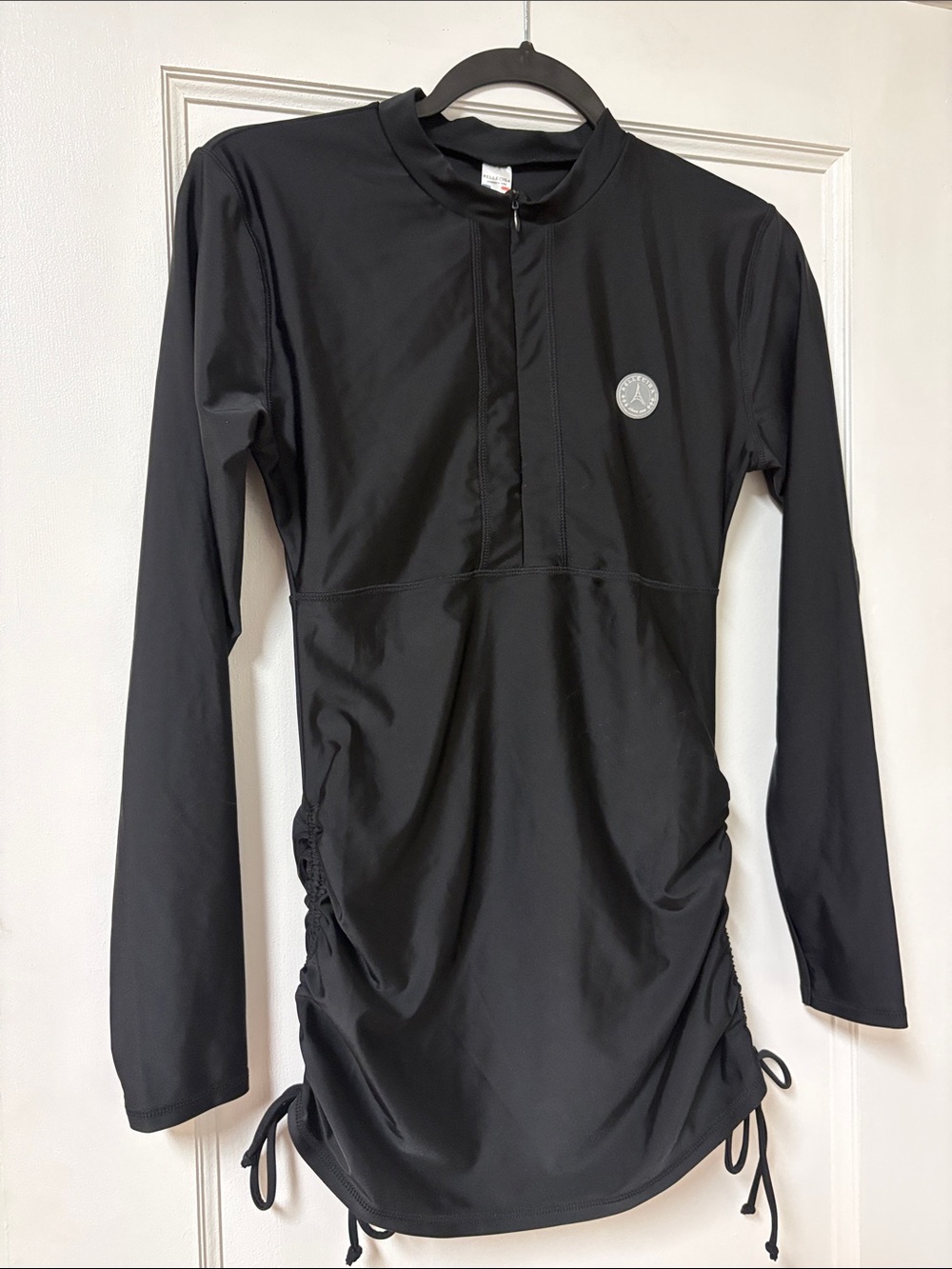Women’s  Black Long-Sleeve Athletic Swim Cover Up- Performance Rash Guard